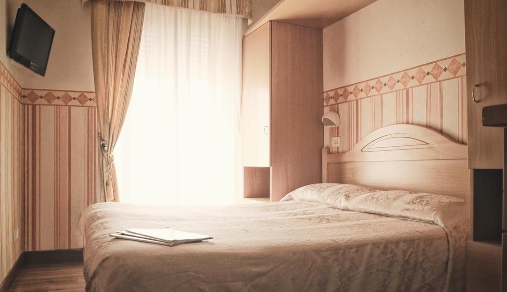 Hotel Siviglia Ф'юджі Екстер'єр фото